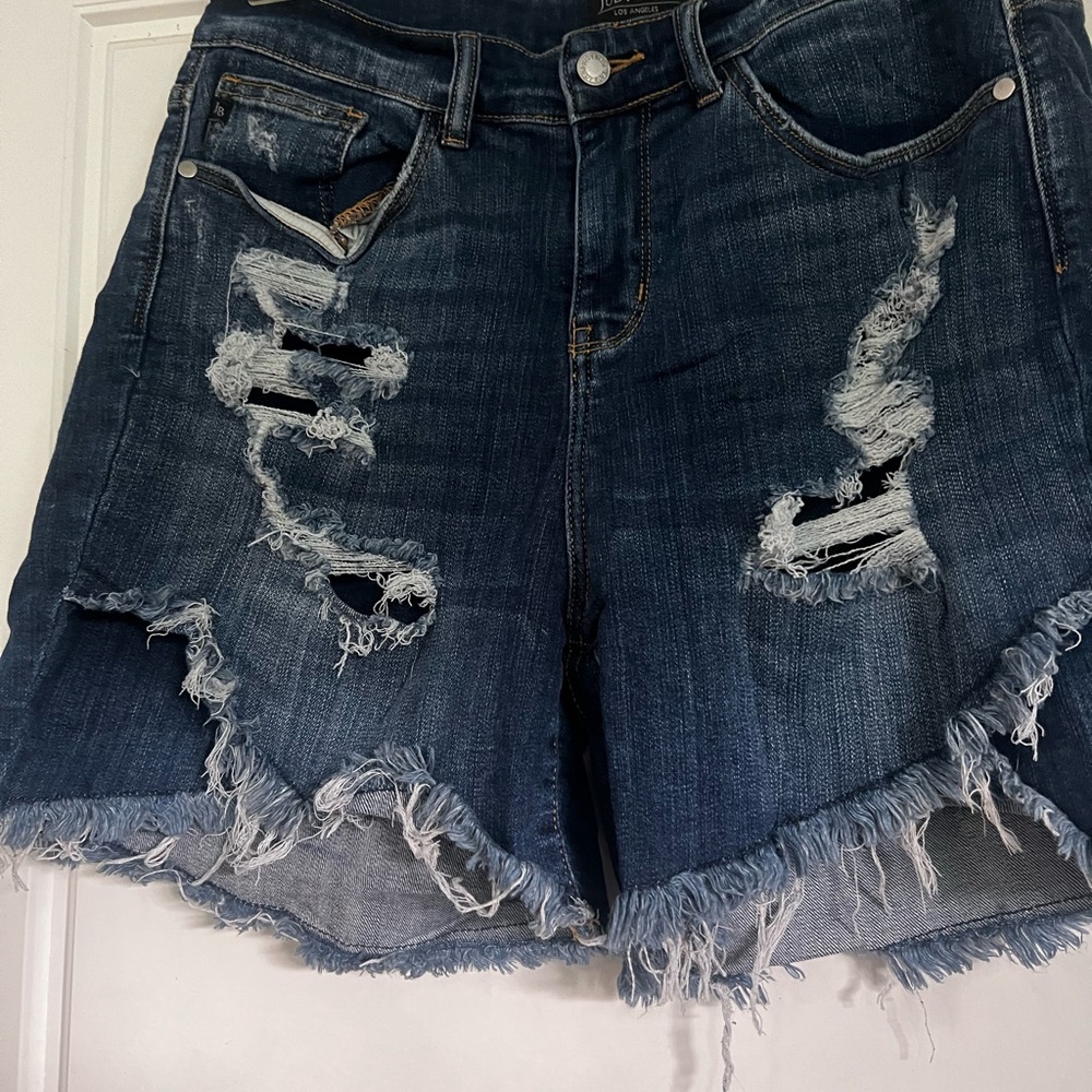 Judy Blue 1x shorts distressed